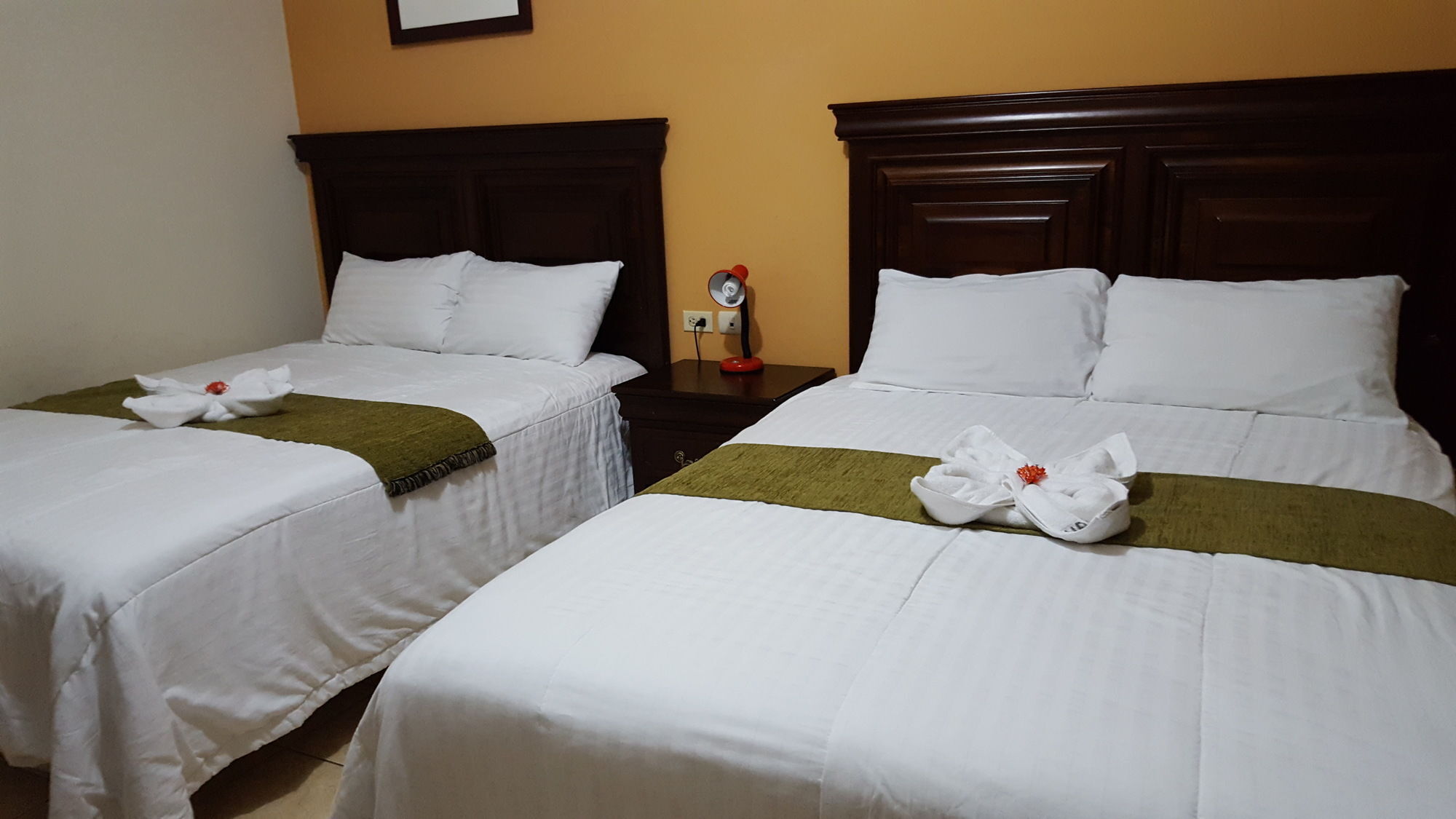 Apart Hotel Pico Bonito La Ceiba Bagian luar foto